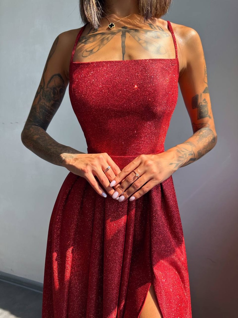 Сяюча сукня максі зі шнурівкою на спинці Сяюча сукня максі зі шнурівкою на спинці | PUSHKA SHOP