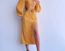 Квітковий комплект: топ із зав'язками на талії + спідниця міді з розрізом | PUSHKA SHOP