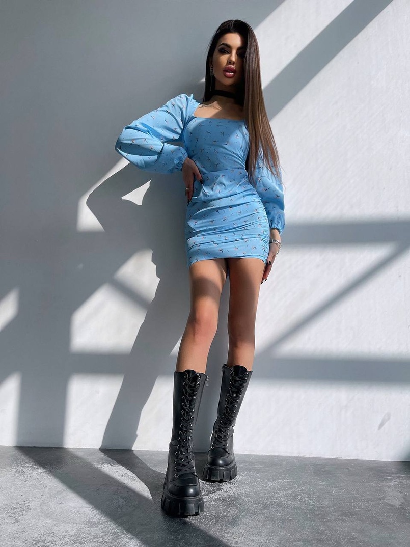 Квіткова сукня зі збіркою з боків Квіткова сукня зі збіркою з боків | PUSHKA SHOP