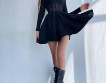 Приталена сукня з корсетною вставкою та спідницею-сонцем Приталена сукня з корсетною вставкою та спідницею-сонцем | PUSHKA SHOP