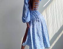 Квіткова сукня-міді зі шнурівкою на спинці та розрізом на ніжці | PUSHKA SHOP