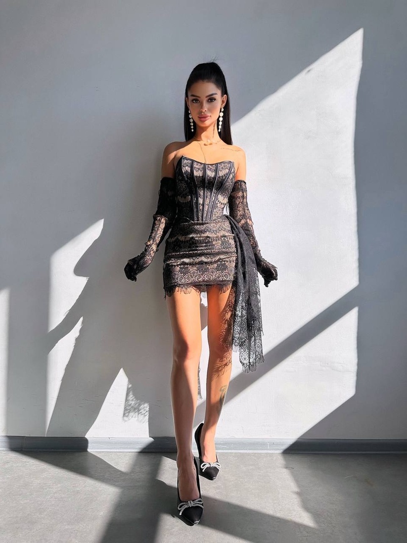 Сукня міні зі шлейфом та рукавичками | PUSHKA SHOP