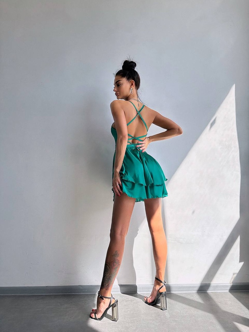 Шовкова сукня з пишною спідницею та шнурівкою Шовкова сукня з пишною спідницею та шнурівкою | PUSHKA SHOP