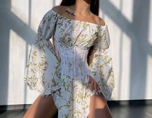 Сукня асиметричного крою з розкльошеними рукавами + корсет декорований стразами Ручна робота | PUSHKA SHOP