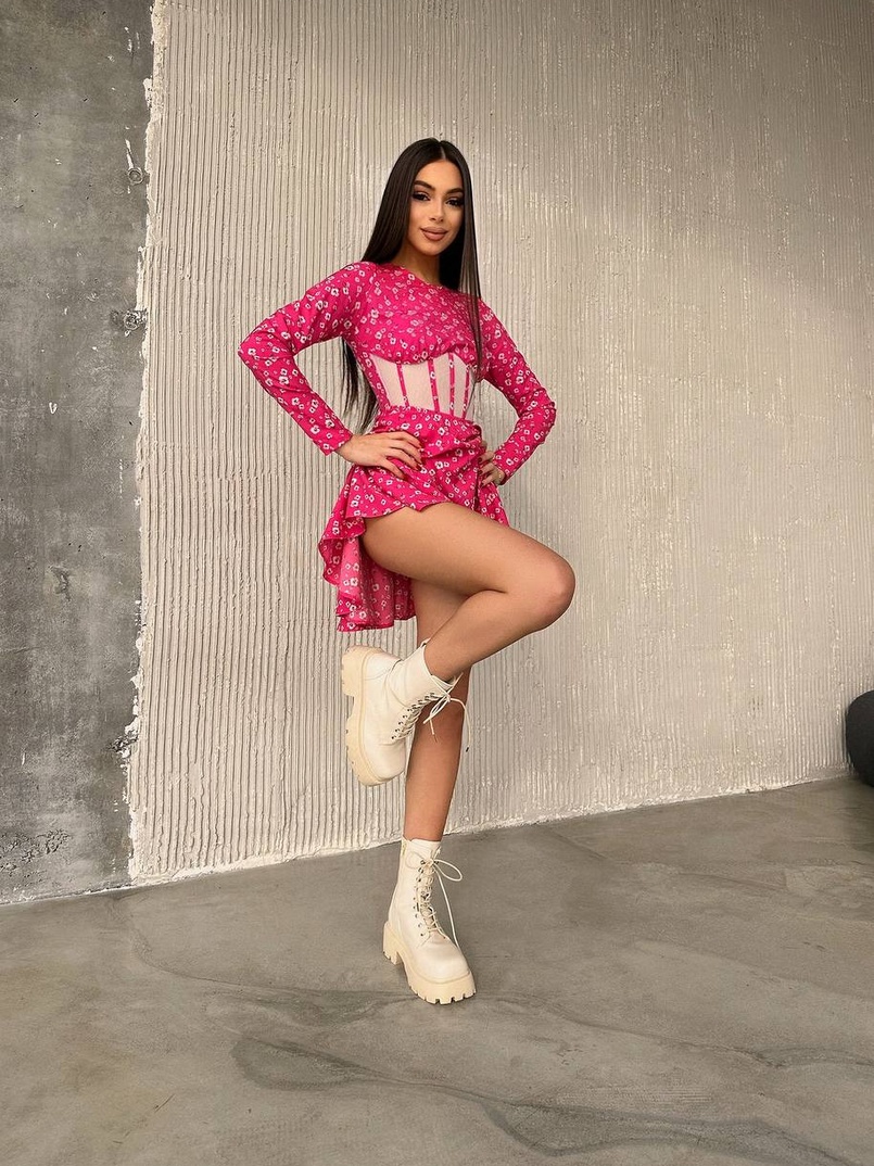 Приталена сукня з корсетною вставкою та спідницею-сонцем | PUSHKA SHOP