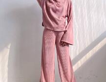 Повсякденний костюм із теплого трикотажу-рубчика Повсякденний костюм із теплого трикотажу-рубчика | PUSHKA SHOP