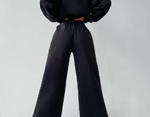 Тёплый костюм с расклешенными брюками Тёплый костюм с расклешенными брюками | PUSHKA SHOP