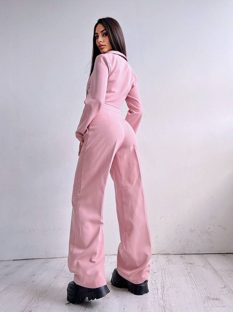 Брючный костюм с широкими штанами Брючный костюм с широкими штанами | PUSHKA SHOP