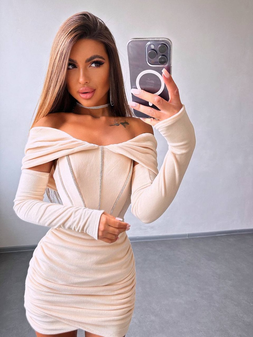 Оксамитова корсетна сукня міні, декорована стразами     Ручна робота  Оксамитова корсетна сукня міні, декорована стразами     Ручна робота  | PUSHKA SHOP