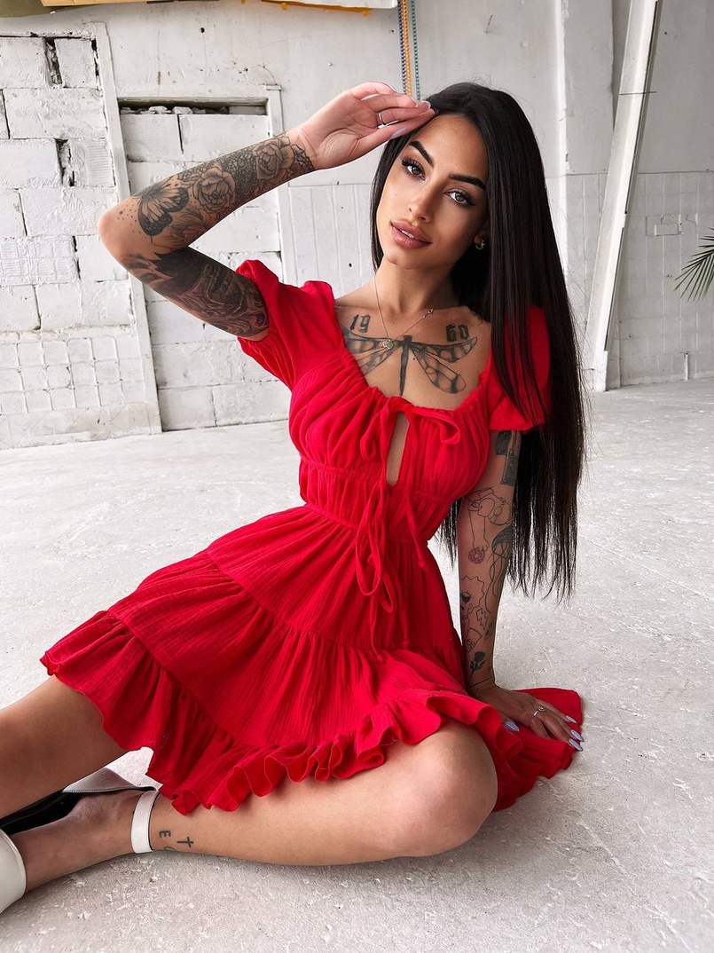 Муслиновое платье с оборками и завязками на груди Муслиновое платье с оборками и завязками на груди | PUSHKA SHOP