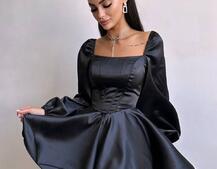 Атласна корсетна сукня з пишною подвійною спідницею та об‘ємними рукавами Атласна корсетна сукня з пишною подвійною спідницею та об‘ємними рукавами | PUSHKA SHOP