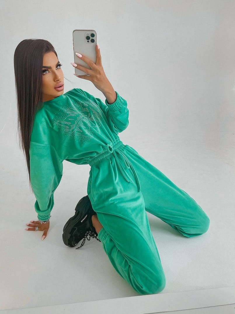 Плюшевый комбинезон, декорированный стразами  | PUSHKA SHOP