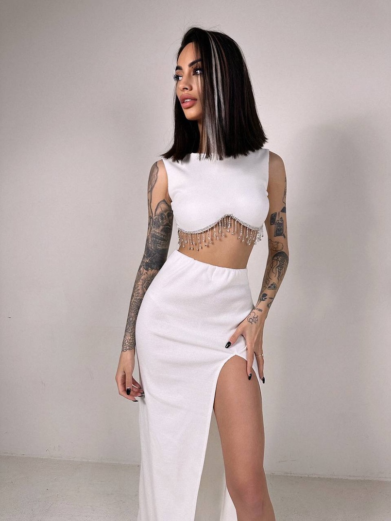 Комплект: топ з бахромою зі страз та спідниця з розрізом  | PUSHKA SHOP