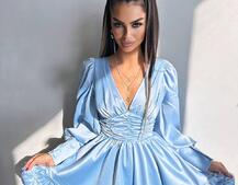 Атласна сукня з пишною подвійною спідницею та об‘ємними рукавами Атласна сукня з пишною подвійною спідницею та об‘ємними рукавами | PUSHKA SHOP