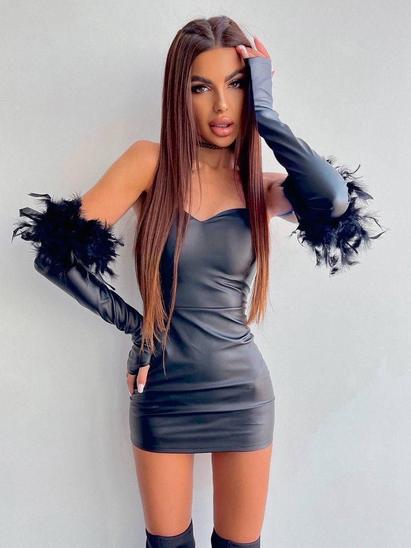 Сукня міні, декорована натуральними пір'ям | PUSHKA SHOP