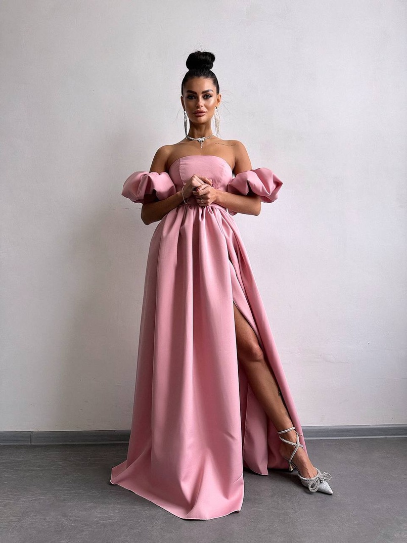 Сукня максі  з розрізом на спідниці та об’ємними рукавами  | PUSHKA SHOP