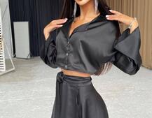 Шелковый комплект: укорочённая рубашка + юбка с запахом Шелковый комплект: укорочённая рубашка + юбка с запахом | PUSHKA SHOP