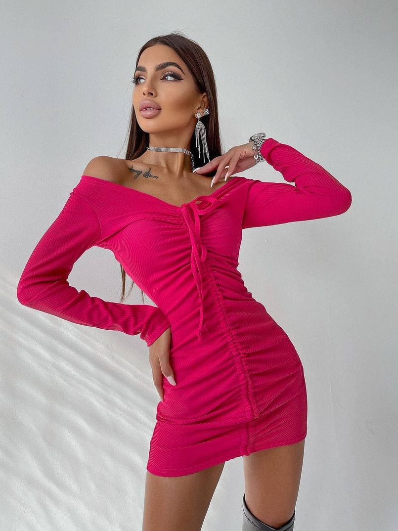 Платье-мини с затяжкой Платье-мини с затяжкой | PUSHKA SHOP