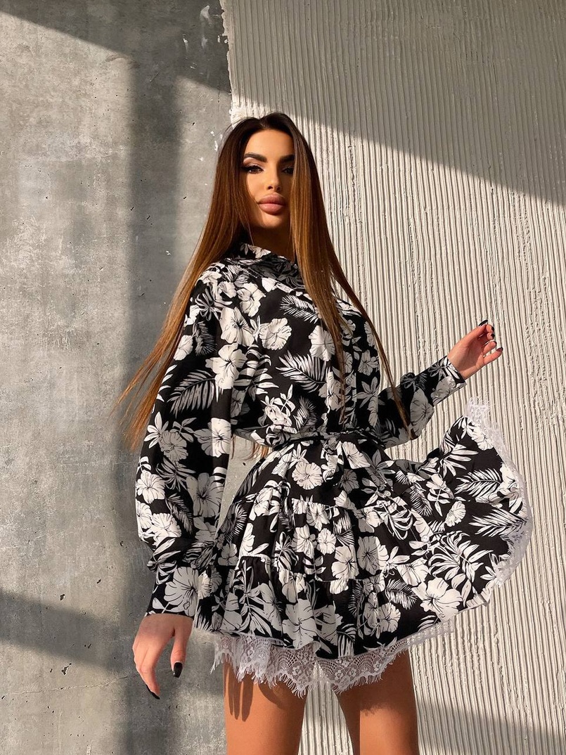 Сукня міні на гудзиках,декорована мереживом  | PUSHKA SHOP