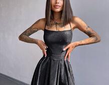 Сяюча сукня максі зі шнурівкою на спинці Сяюча сукня максі зі шнурівкою на спинці | PUSHKA SHOP