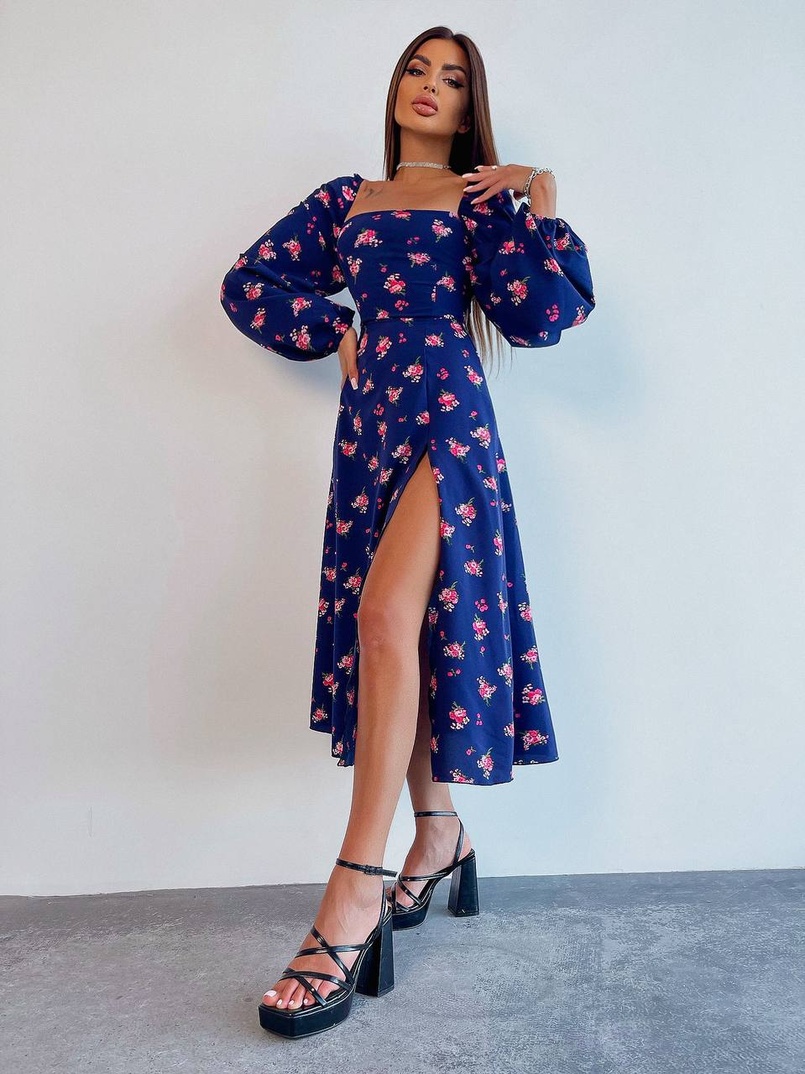 Сукня -міді зі шнурівкою на спинці та розрізом на ніжці Сукня -міді зі шнурівкою на спинці та розрізом на ніжці | PUSHKA SHOP