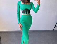 Трикотажний комплект: топ з елементами корсету та спідниця з розрізами  | PUSHKA SHOP