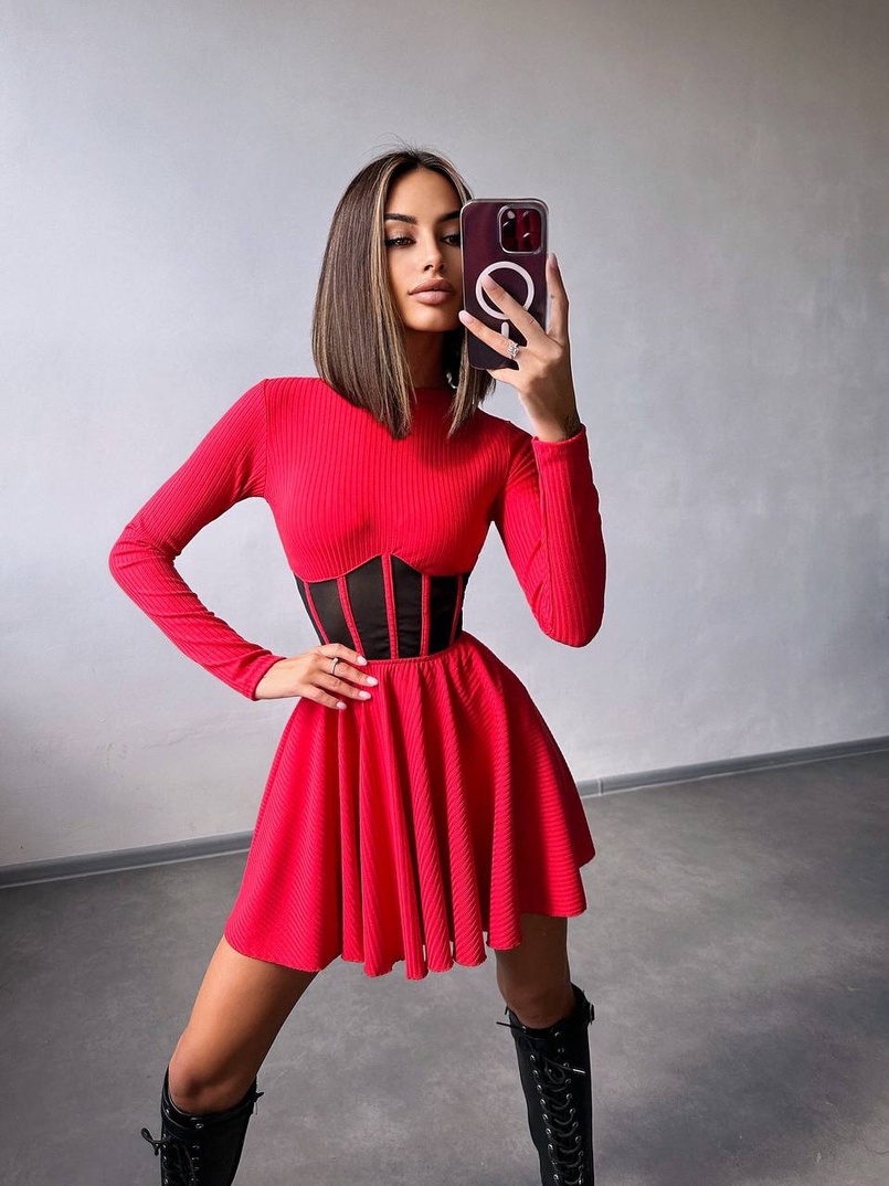 Приталена сукня з корсетною вставкою та спідницею-сонцем Приталена сукня з корсетною вставкою та спідницею-сонцем | PUSHKA SHOP