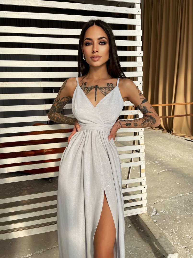 Блестящее платье-макси с разрезом   | PUSHKA SHOP