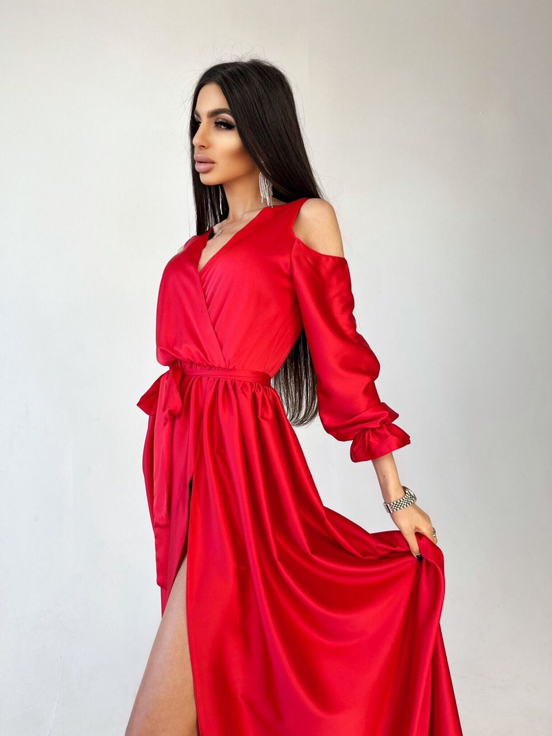 Шелковое платье макси с разрезом Шелковое платье макси с разрезом | PUSHKA SHOP