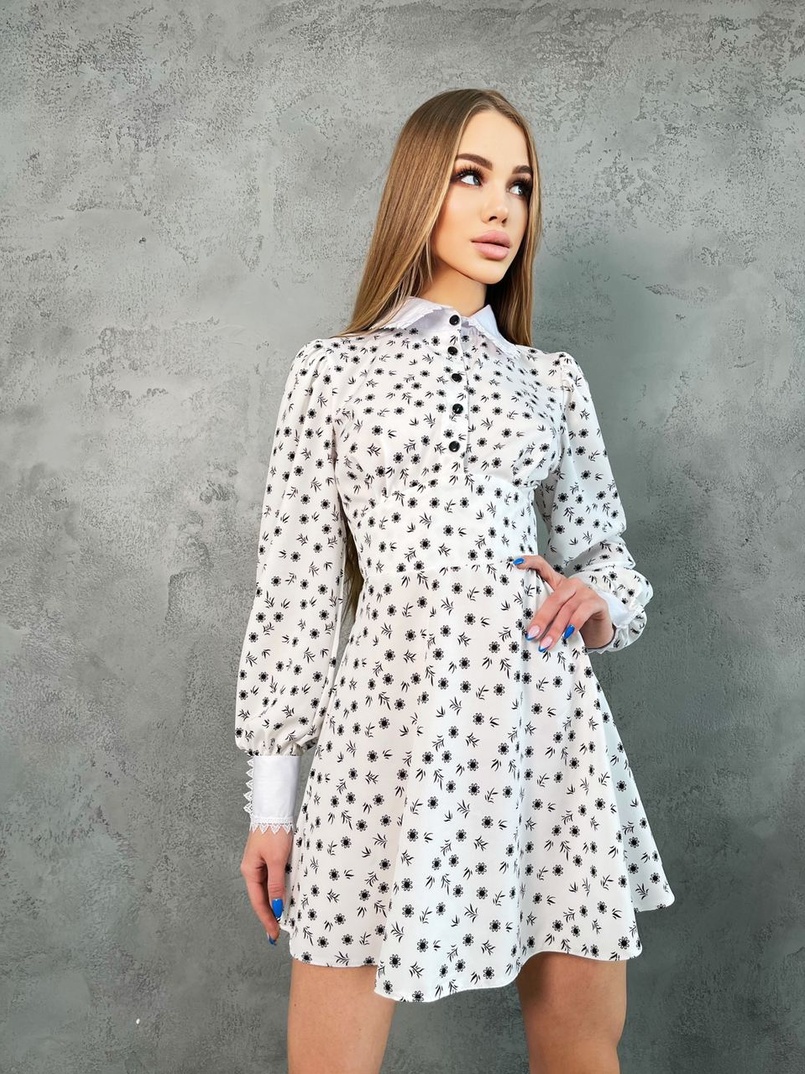 Платье-рубашка с воротничком, декорированным кружевом Платье-рубашка с воротничком, декорированным кружевом | PUSHKA SHOP