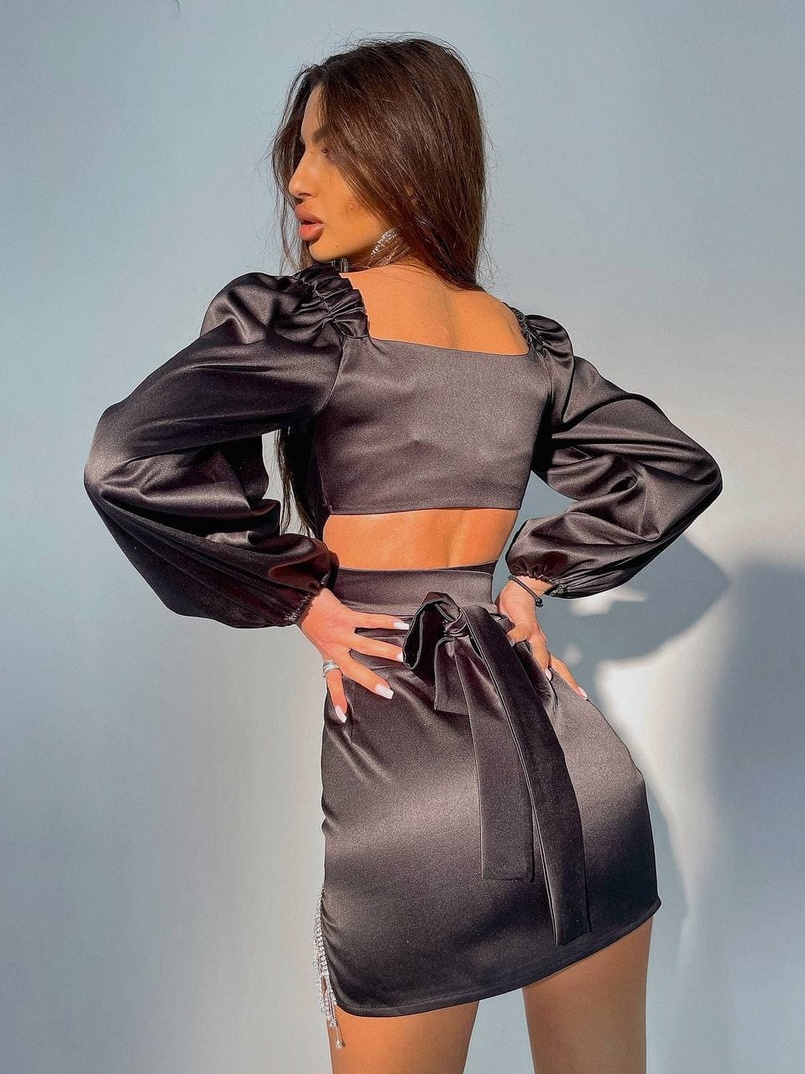 Атласний комплект, декорований бахромою зі страз | PUSHKA SHOP