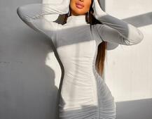 Оксамитова сукня із зав'язкою на ніжку з трояндою Оксамитова сукня із зав'язкою на ніжку з трояндою | PUSHKA SHOP