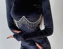 Оксамитова сукня з відкритою спинкою, декорована бахромою зі страз | PUSHKA SHOP