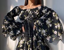 Сукня асиметричного крою з розкльошеними рукавами + корсет декорований стразами Ручна робота | PUSHKA SHOP