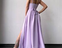 Сукня максі на тонких бретелях з розрізом на спідниці Сукня максі на тонких бретелях з розрізом на спідниці | PUSHKA SHOP