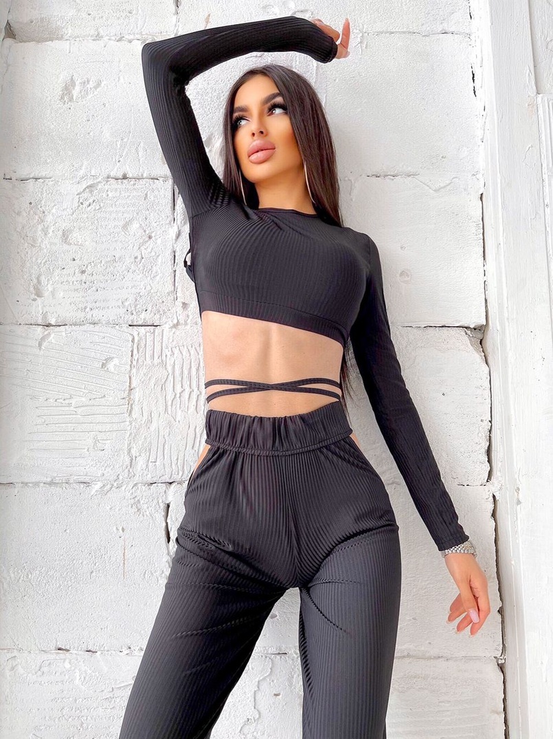 Трикотажный костюм с расклешенными брюками   | PUSHKA SHOP