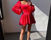 Атласна корсетна сукня з пишною подвійною спідницею та об‘ємними рукавами Атласна корсетна сукня з пишною подвійною спідницею та об‘ємними рукавами | PUSHKA SHOP