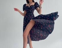 Платье миди с завязками на груди в цветочный принт Платье миди с завязками на груди в цветочный принт | PUSHKA SHOP