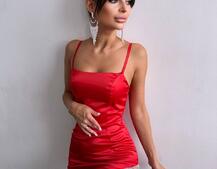 Атласна сукня декорована бахромою зі страз Атласна сукня декорована бахромою зі страз | PUSHKA SHOP