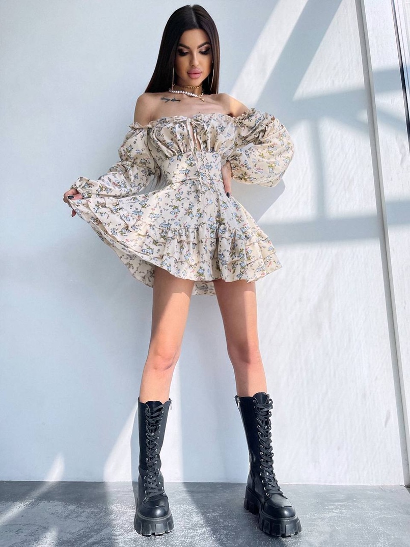 Сукня з квітковим принтом з воланами на ґудзиках Сукня з квітковим принтом з воланами на ґудзиках | PUSHKA SHOP