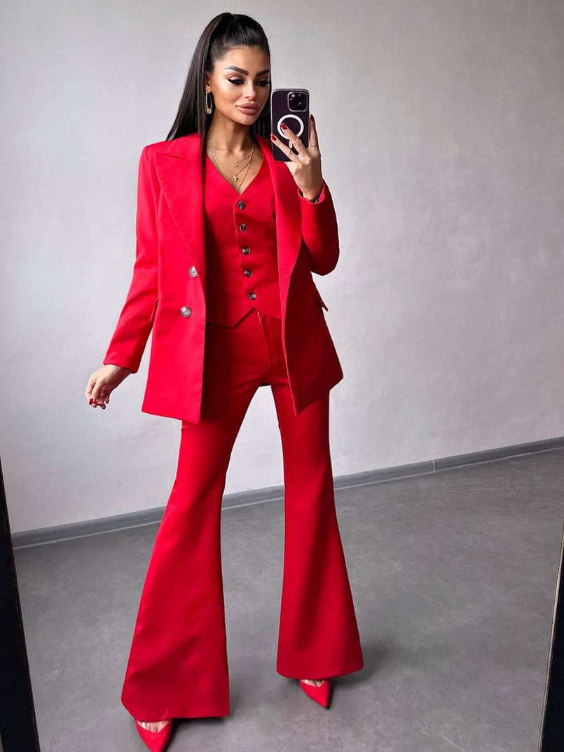 Костюм: піджак на підкладці, штани кльош+ жилет Костюм: піджак на підкладці, штани кльош+ жилет | PUSHKA SHOP