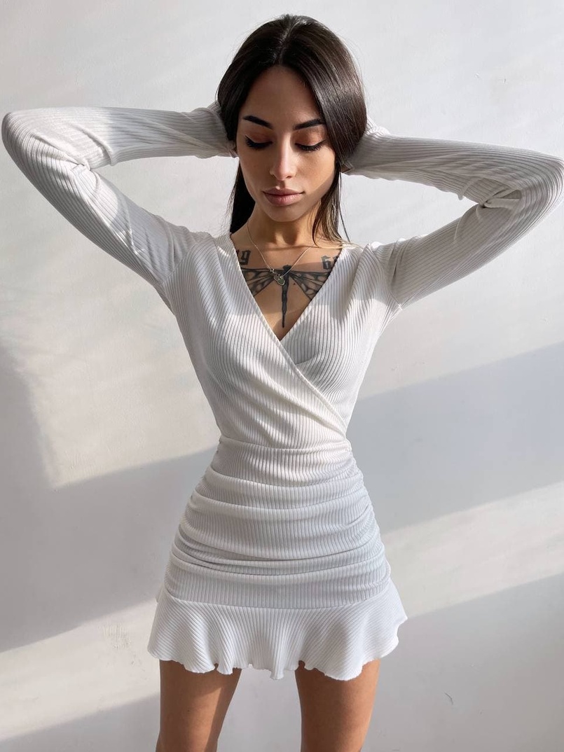 Трикотажное платье с присобранной юбкой | PUSHKA SHOP