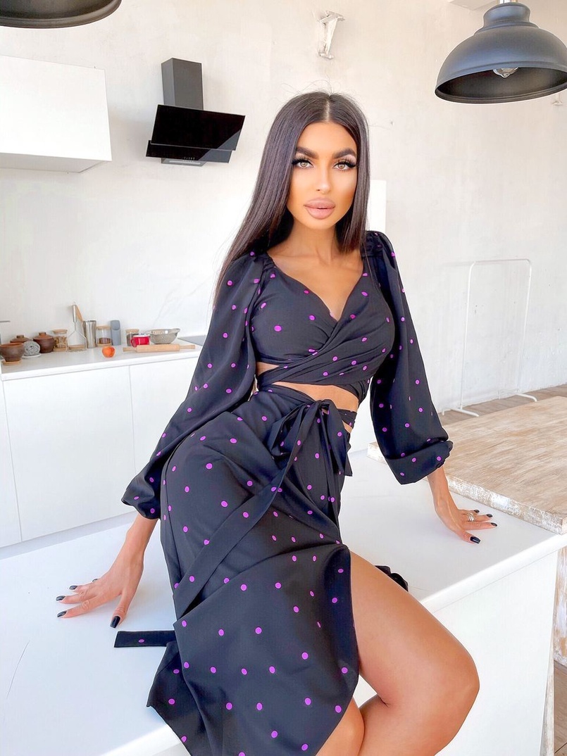 Костюм в горошек с завязками на талии Костюм в горошек с завязками на талии | PUSHKA SHOP