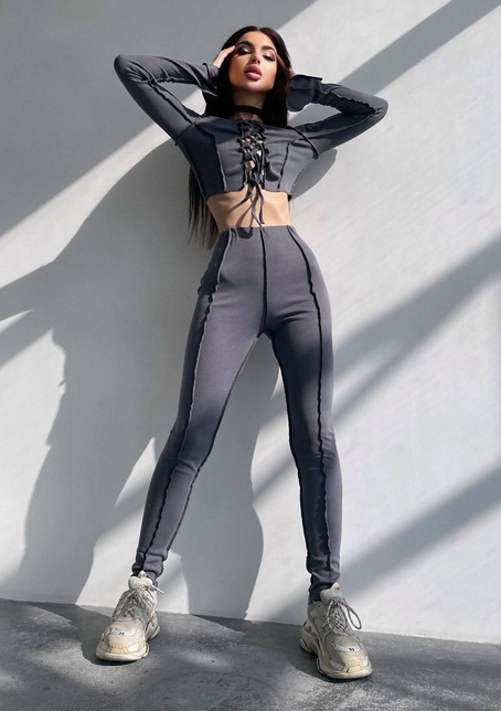 Комплект: топ зі шнурівкою на грудях + легінси | PUSHKA SHOP