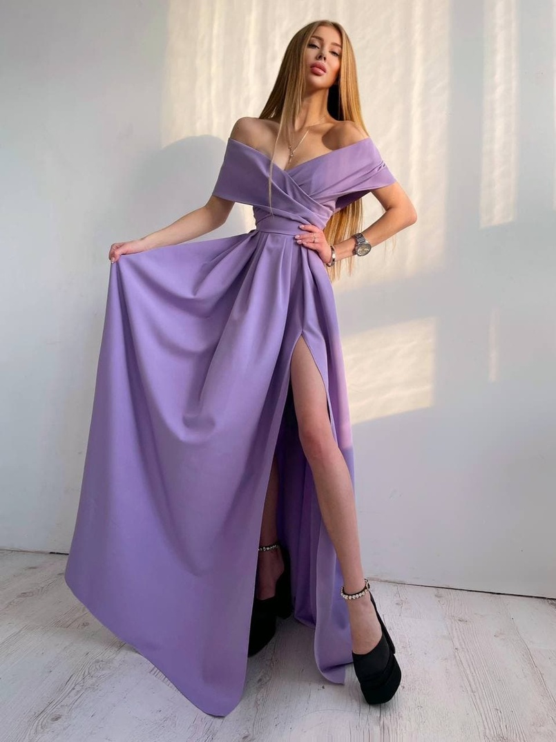 Платье-макси с разрезом Платье-макси с разрезом | PUSHKA SHOP