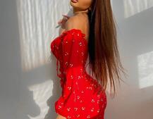 Платье со сборкой в цветочный принт Платье со сборкой в цветочный принт | PUSHKA SHOP