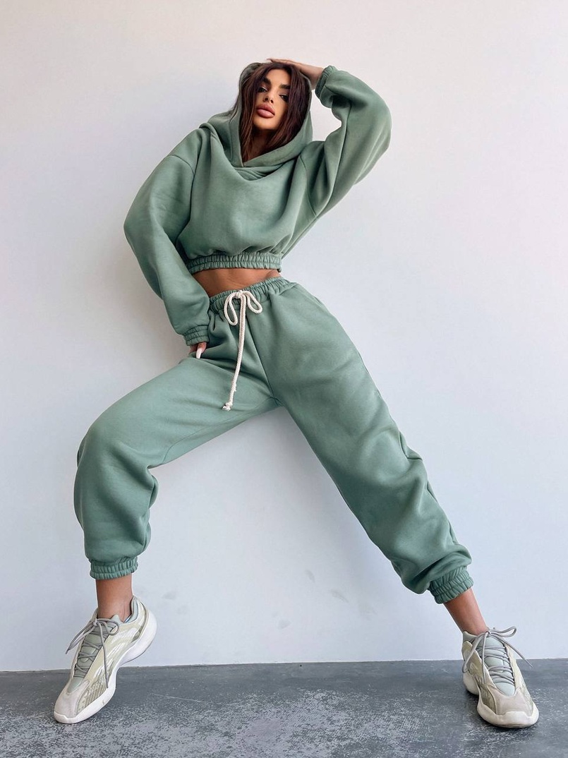 Базовый костюм на флисе с объемными капюшоном Базовый костюм на флисе с объемными капюшоном | PUSHKA SHOP