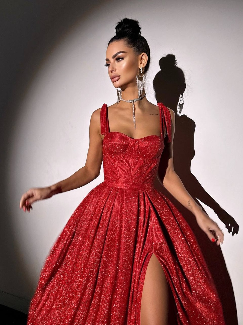 ✨Блискуча сукня максі з чашечками ✨ ✨Блискуча сукня максі з чашечками ✨ | PUSHKA SHOP