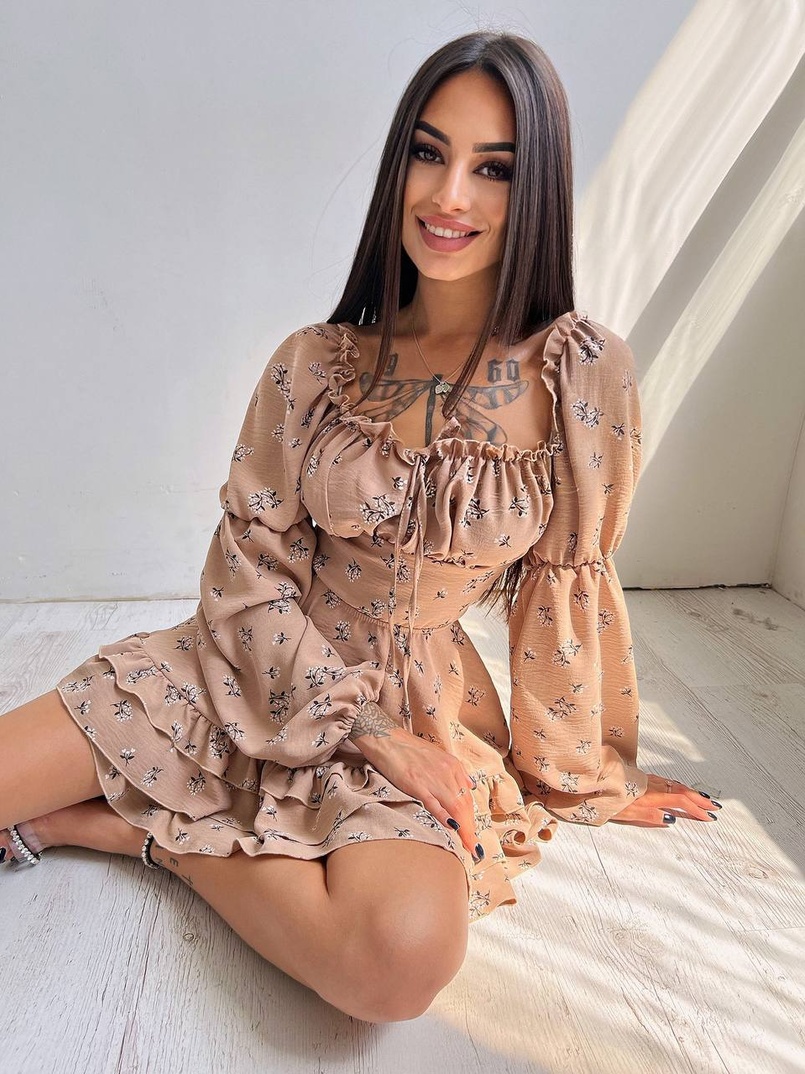 Квіткова сукня з воланами та шнуровкою по спинці Квіткова сукня з воланами та шнуровкою по спинці | PUSHKA SHOP