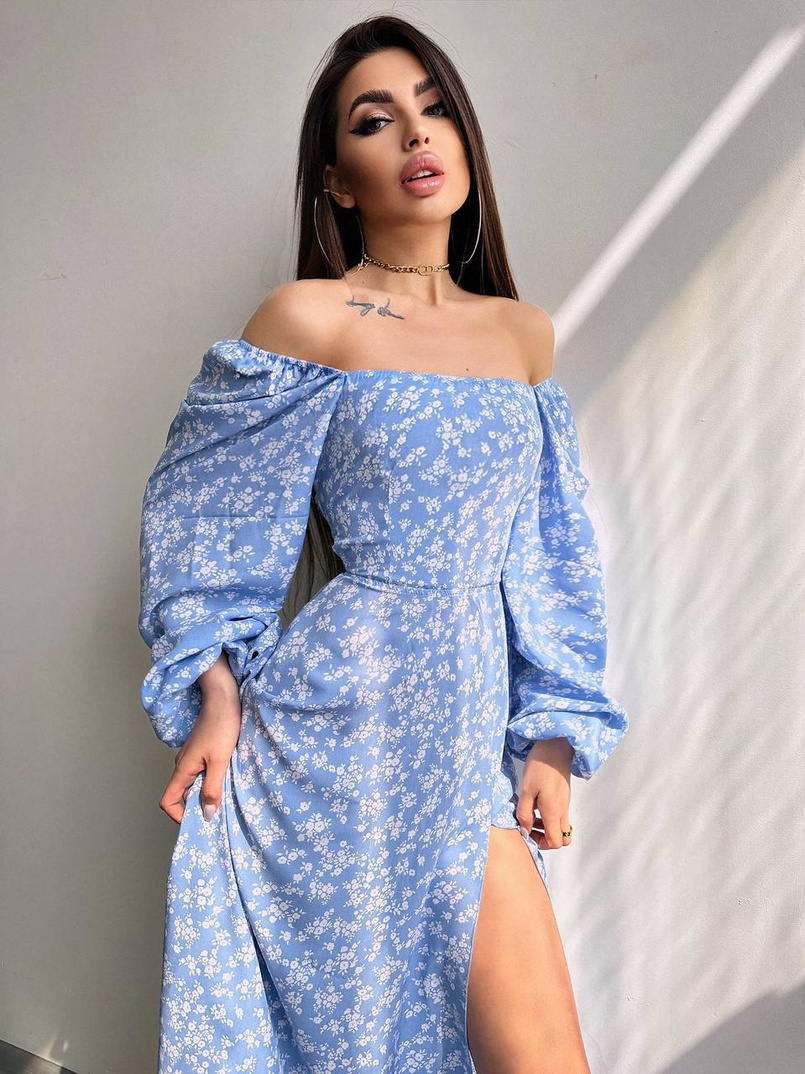 Улюблена сукня-міді зі шнурівкою на спинці та розрізом на ніжці Улюблена сукня-міді зі шнурівкою на спинці та розрізом на ніжці | PUSHKA SHOP